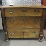 560 2471 CHEST OF DRAWERS